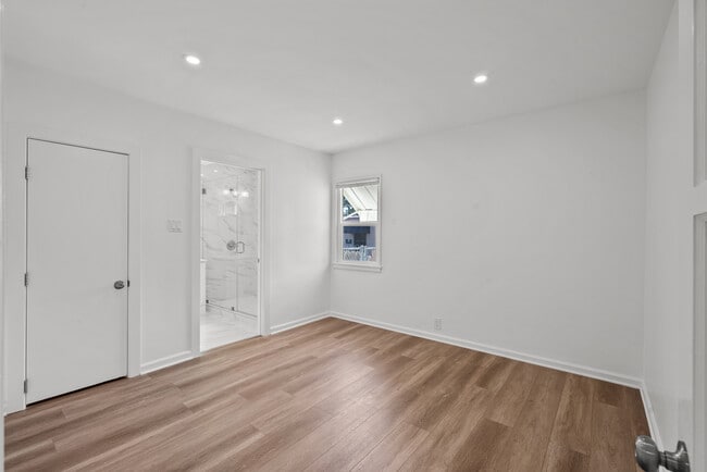 Master Bedroom - 3820 Orangedale Ave