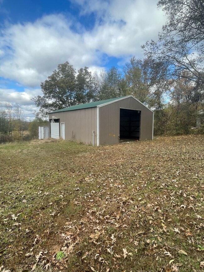 Building Photo - 324 Ramer Selmer Rd