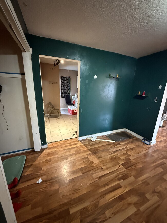 Building Photo - 1536 E Decatur St