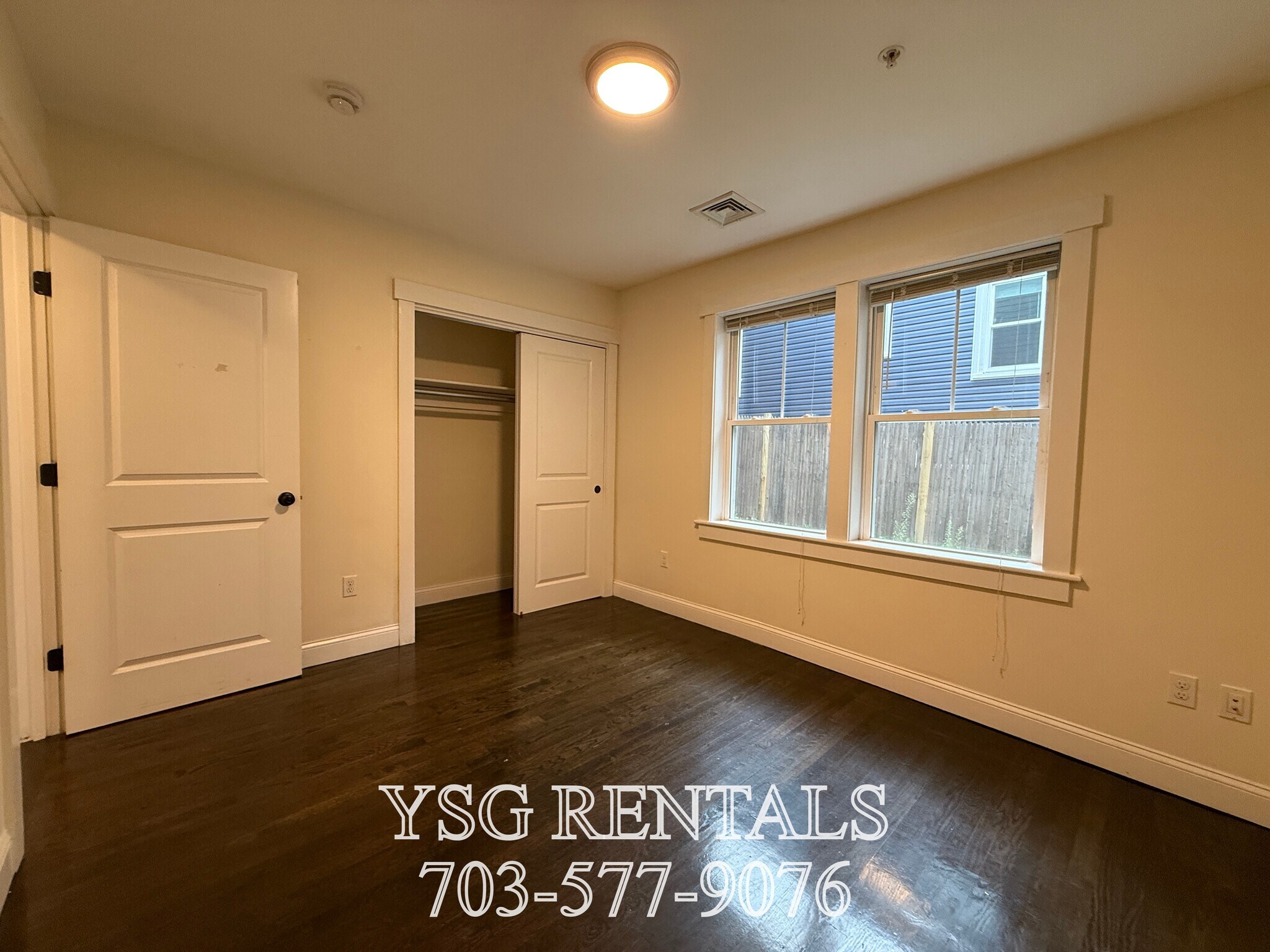 Building Photo - 24 Sunset St