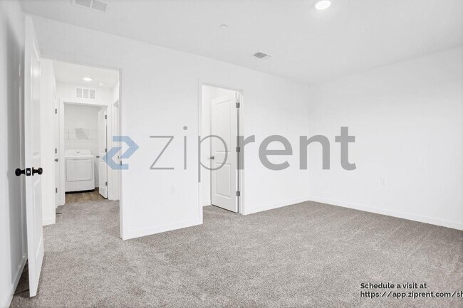 Building Photo - 4654 Sami Jo Dr