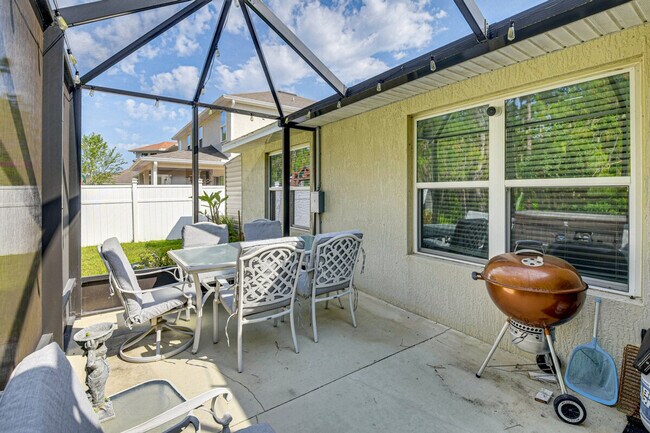 Building Photo - 123 Pergola Pl