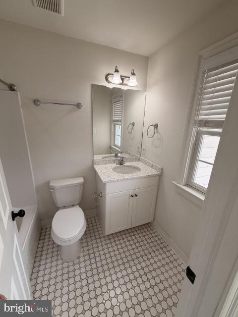 Building Photo - 624 D St