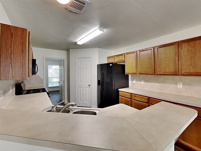 Building Photo - 3915 Ridge Canyon Rd