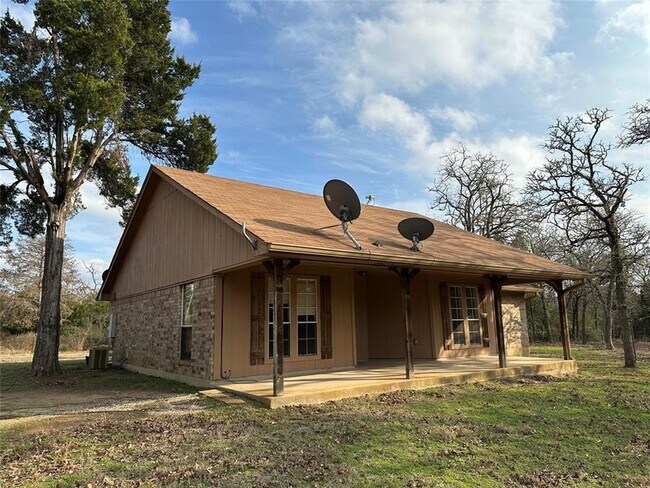 Building Photo - 1047 Pr 3022 Elgin