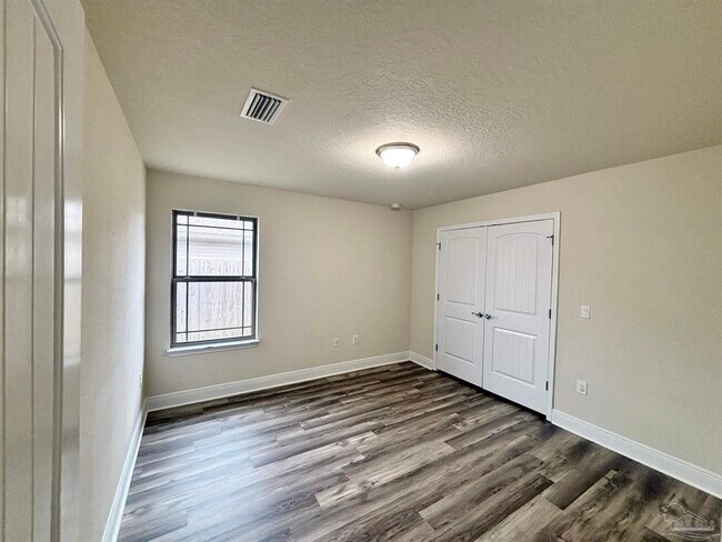 Building Photo - 5143 Carmell Ridge Cir