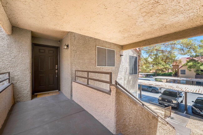 Building Photo - 2200 S Fort Apache Rd