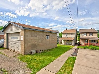 Garage - 1704 State Ave