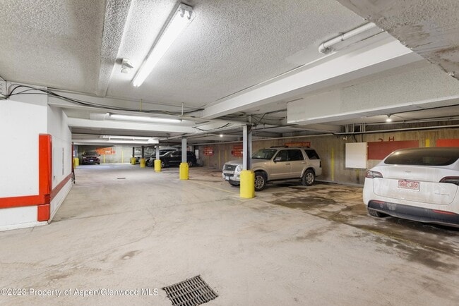 Building Photo - 205 E Durant Ave