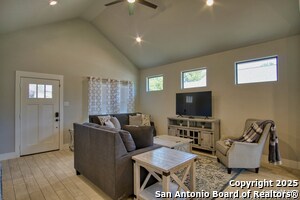 Building Photo - 1247 Green Hill Dr