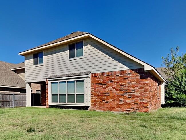 Building Photo - Captivating home in Crescent Springs Ranch!