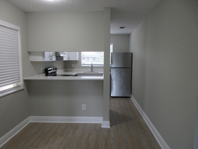 Building Photo - 4065 NW 114th Ave