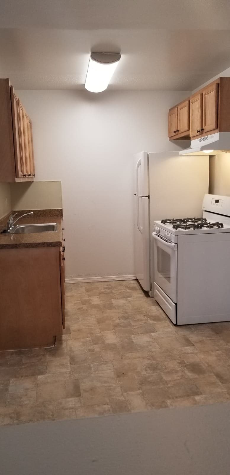 Building Photo - 16810 Lahser Rd