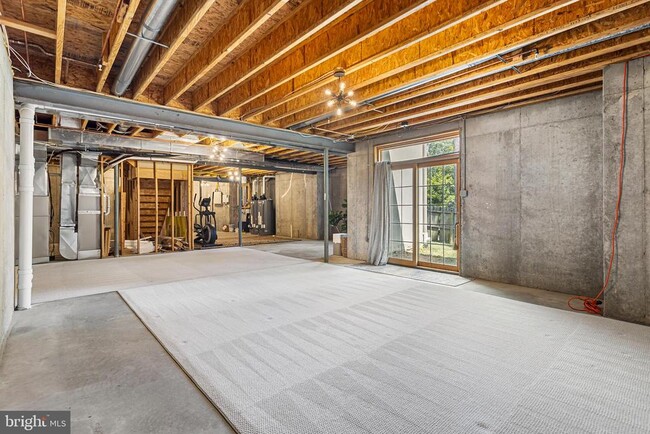 Building Photo - 3408 Goshen Rd
