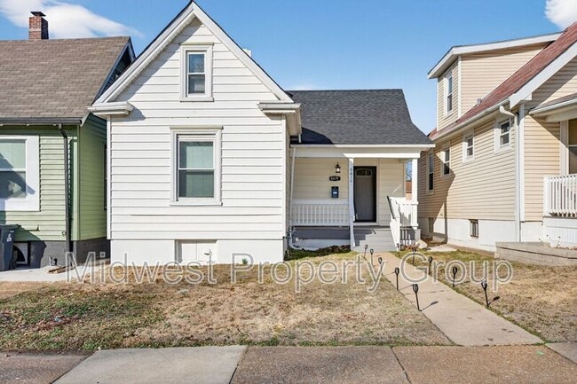 Building Photo - 6619 Etzel Ave