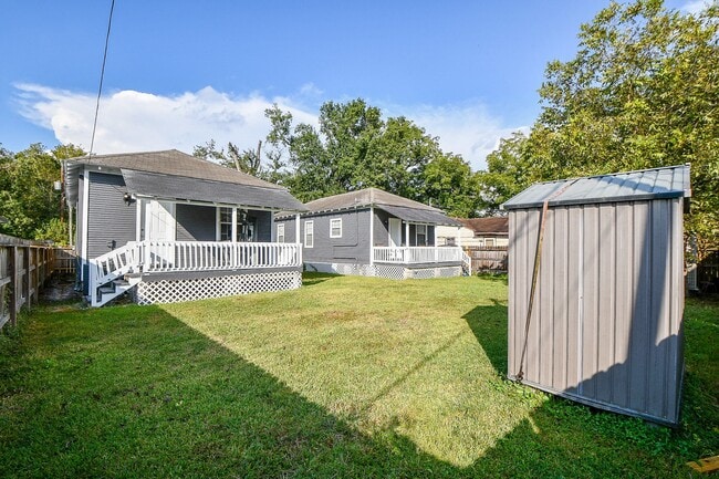 Building Photo - 1117 Fred St