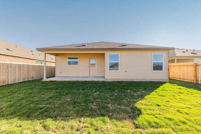 Building Photo - 602 Waterway Ave