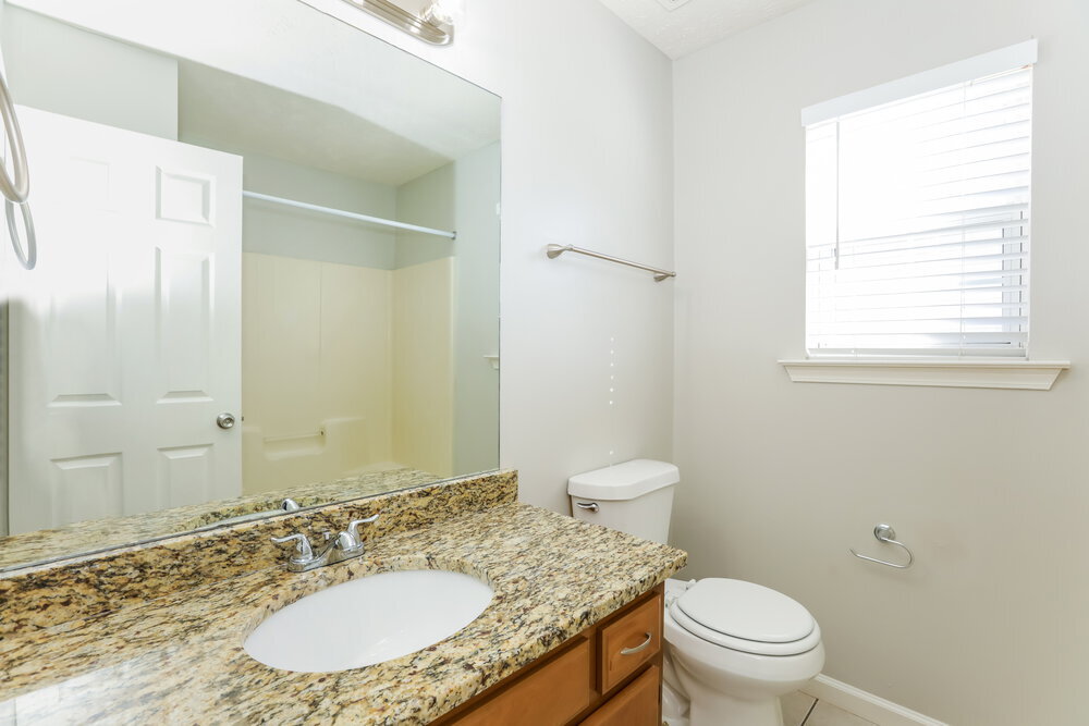 Building Photo - 420 Wildwood Dr