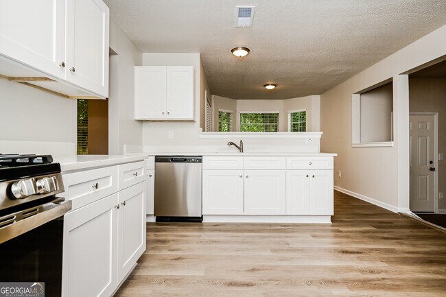 Building Photo - 3952 Waldrop Hills Dr