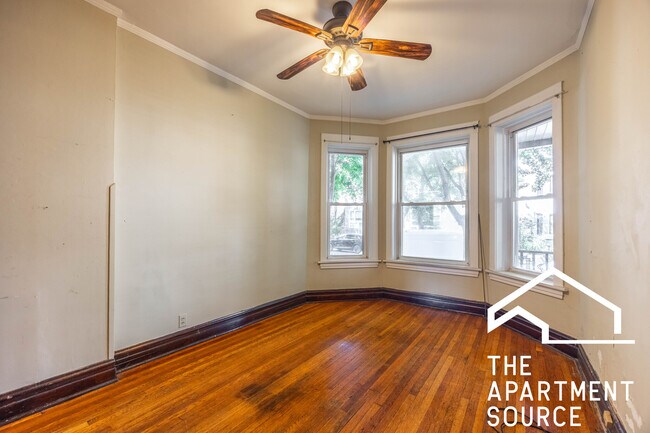 Building Photo - 1631 N Mozart St