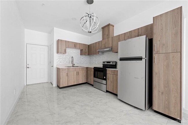 Building Photo - 14 Vision St