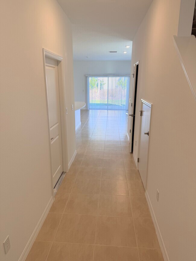 Building Photo - 16533 Bergamo Pl