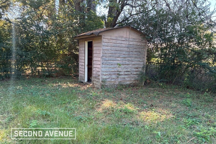 Building Photo - 1006 Towering Oaks Dr