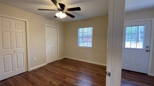 Building Photo - 2018 FM 1486