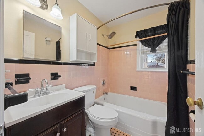 Building Photo - 298 Newark Ave