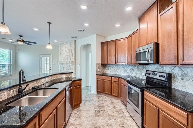 Building Photo - 1161 Verna Brooks Way