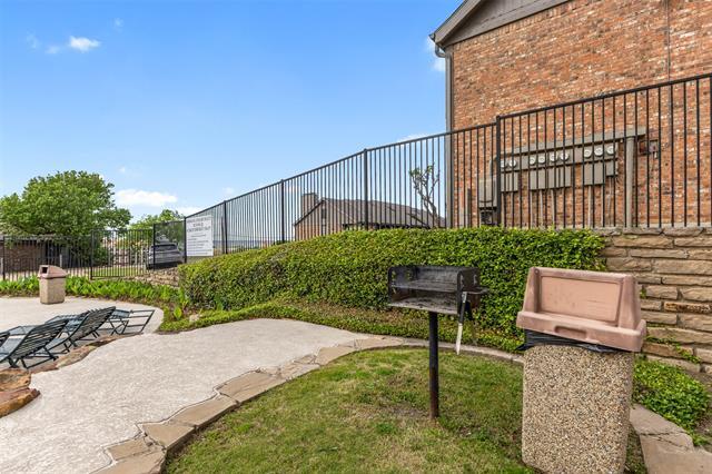 Building Photo - 1916 Signal Ridge Pl