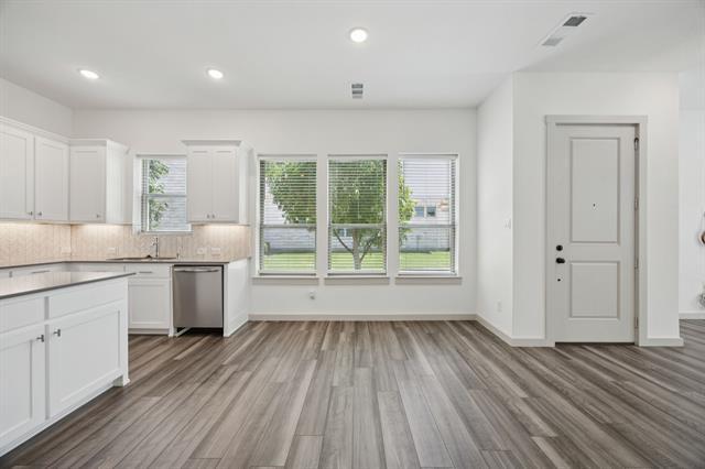Building Photo - 6441 Northern Dancer Dr
