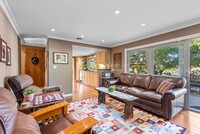Building Photo - 4936 Vejar Dr