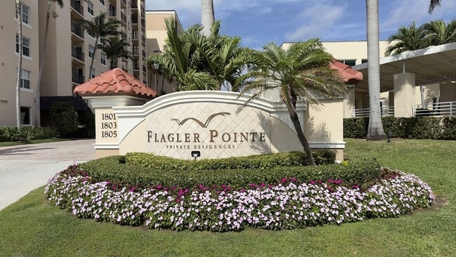 Building Photo - 1801 N Flagler Dr
