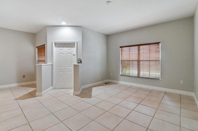 Building Photo - 106 Monterey Bay Dr