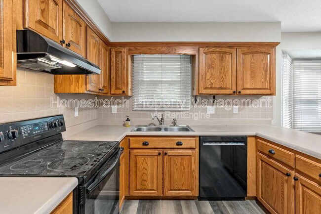 Building Photo - 1117 Athena Way