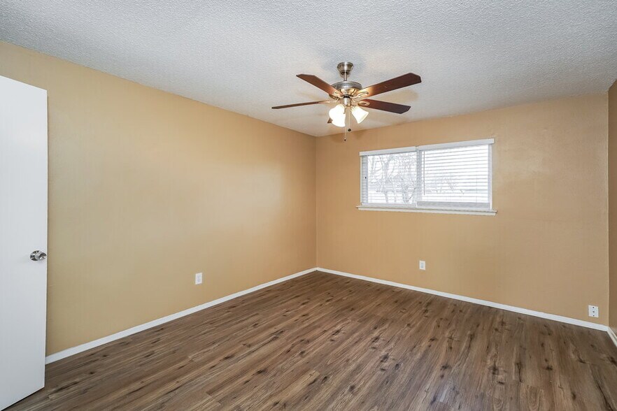 Building Photo - 3713 Arnold Dr