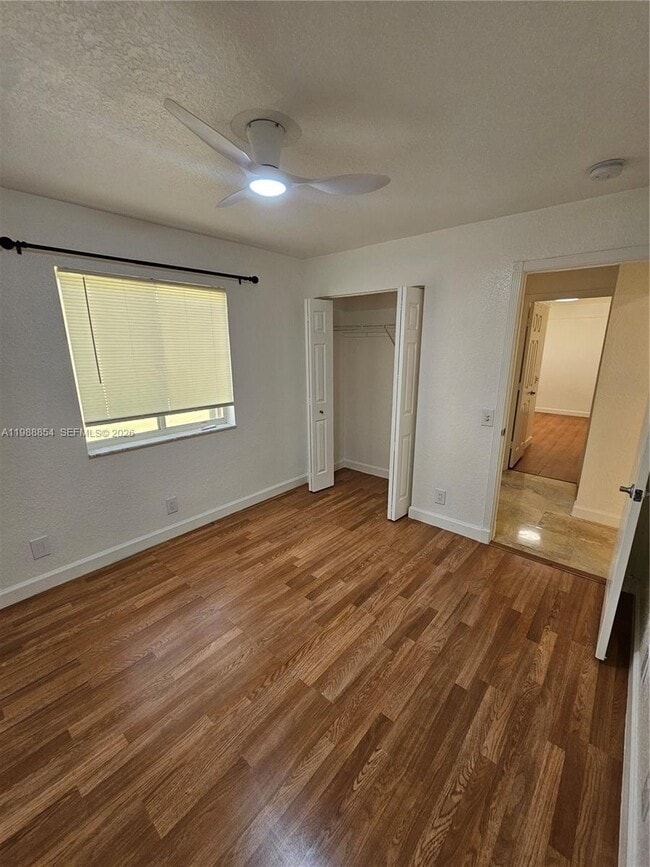 Building Photo - 4279 Greenbriar Ln