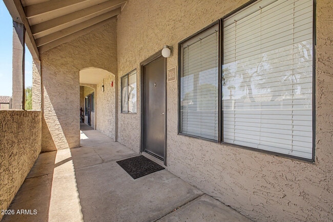 Building Photo - 5995 N 78th St