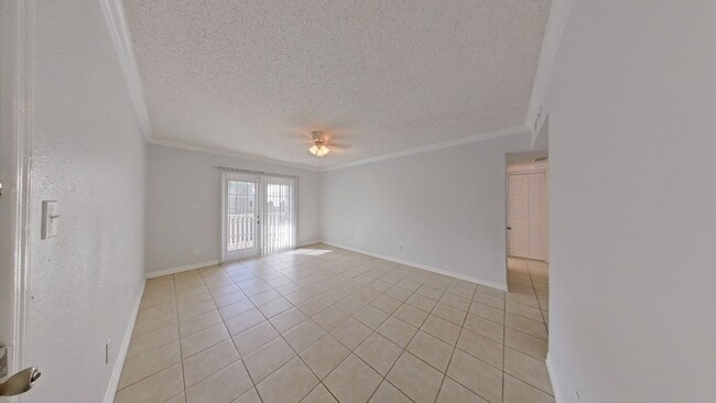 Building Photo - Bright Pool-View Condo with Private Balcony & Open Living Spaces