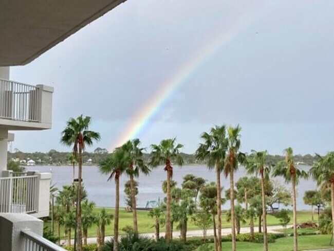 Building Photo - Spacious 1745 sq ft Luxury Furnished Condo at Ormond Heritage – 2BR +, Library/Art Studio, 2.5BA