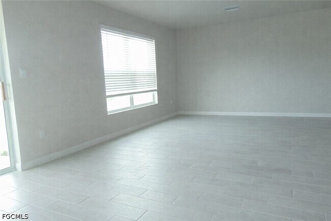 Building Photo - 7005 Calder Cir