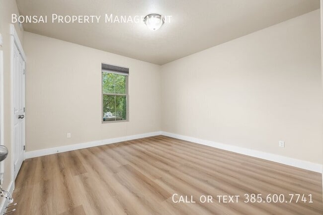 Building Photo - 11186 S Windward Ln