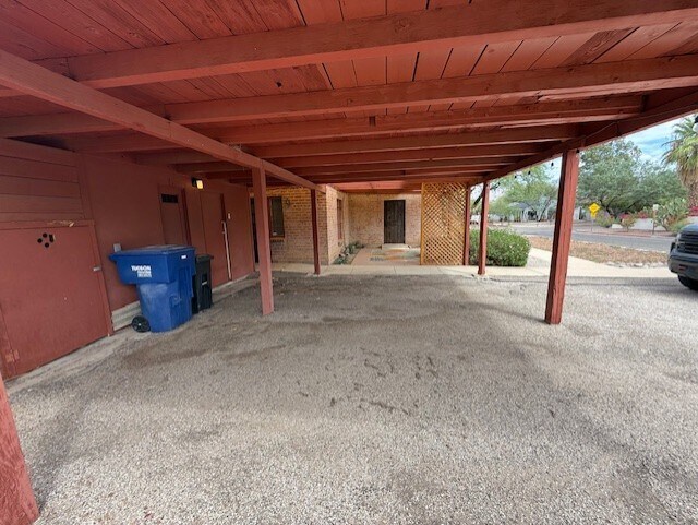 Building Photo - 1241 N Norris Ave
