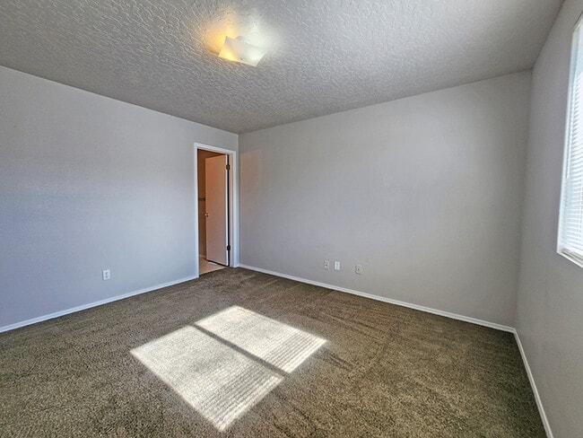 Building Photo - 226 N Grant St