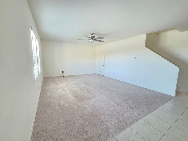 Building Photo - 20124 W Palo Verde Dr