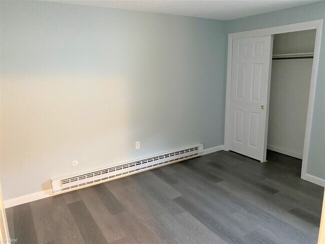 Building Photo - 2 br, 1 bath Condo - Castle Rock Condomini...