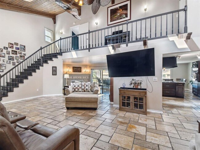 Building Photo - 6241 Bayside Dr