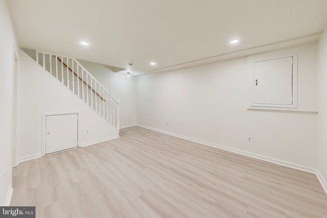 Building Photo - 8932 Barrowgate Ct