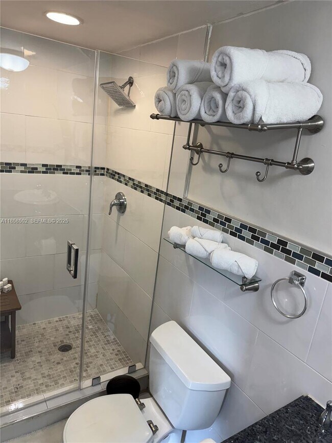 Building Photo - 1301 Grouper Dr